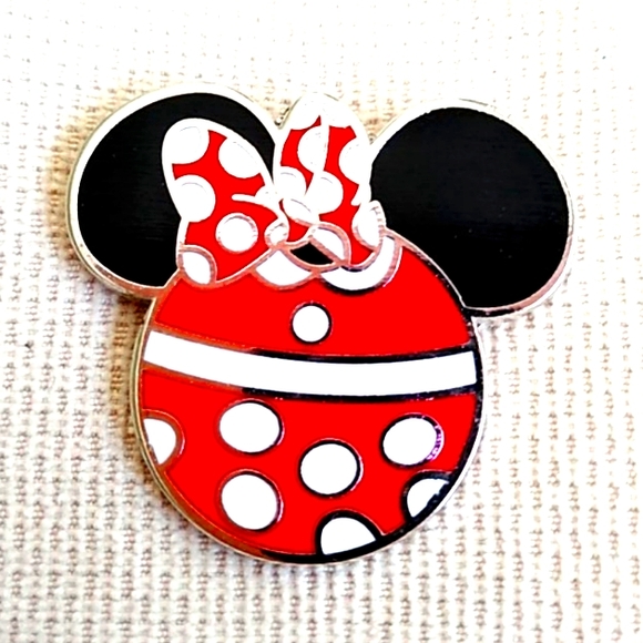 Disney Jewelry - DISNEY MINNIE MOUSE EARS PIN
